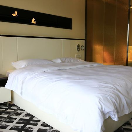 D•Mark Hotel 贵阳 外观 照片